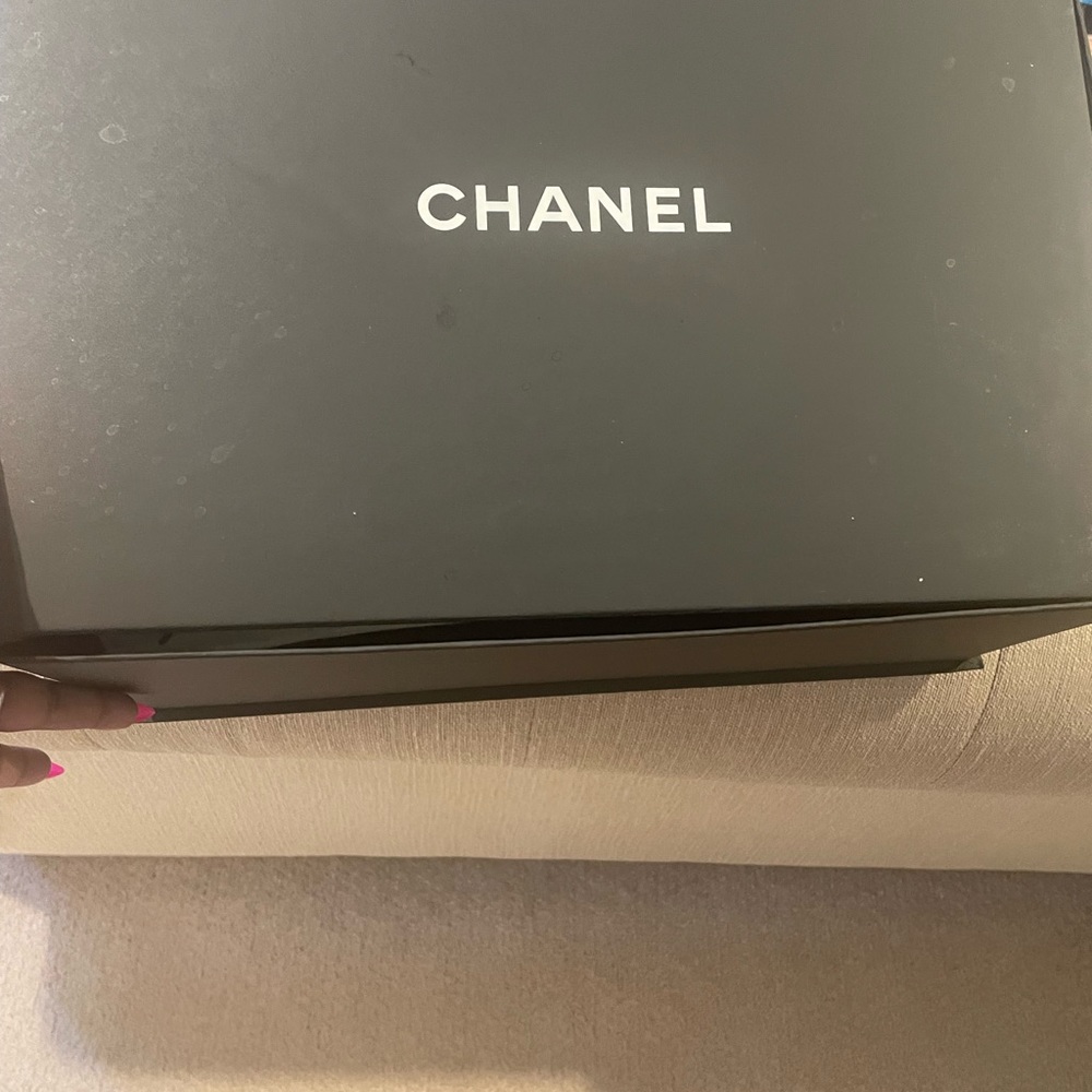 Authentic Jumbo Chanel bag